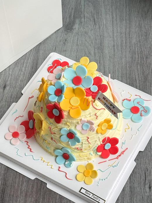 春日小花蛋糕 塔 商品图0
