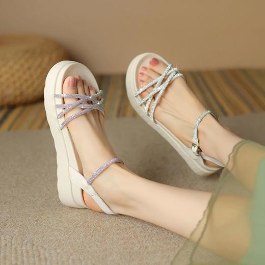 坡跟水钻时装凉鞋女2024夏季新款洋气轻便女鞋松糕底增高鞋配裙子 商品图5