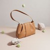 新款褶皱云朵包韩系小众真皮腋下包高级感通勤单肩包牛皮时尚女包 商品缩略图0