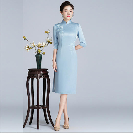 气质年轻款改良连衣裙，中国风刺绣醋酸旗袍LHS-20270 商品图0