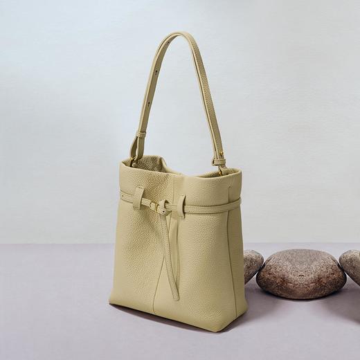 小众设计头层牛皮水桶包2024新款时尚百搭手提包大容量真皮单肩包 商品图0