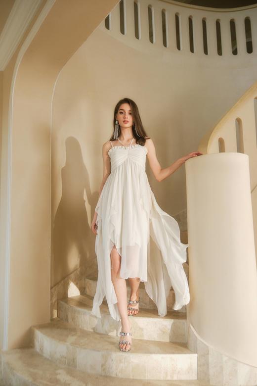 白色顺纡绉仙女波浪飘带抹胸长款连衣裙 商品图0