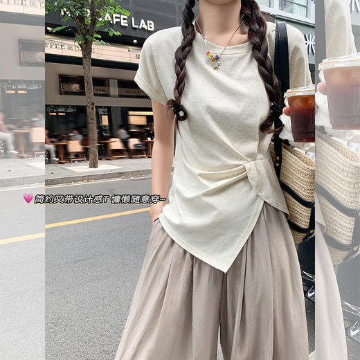 <曾小咸推荐>【简约随性】开叉短袖T恤 商品图2