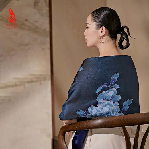 SAINTJOY/上久楷 宋锦双面长巾 富贵牡丹·深蓝色 SJ17122 商品图2