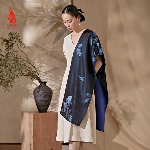 SAINTJOY/上久楷 宋锦双面长巾 富贵牡丹·深蓝色 SJ17122 商品图7