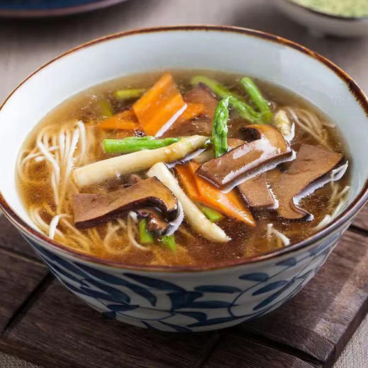 黑牛肝菌  仿野生种植  菌肉肥厚   肉质软嫩   菌味浓郁  鲜嫩爽滑  口感酷似牛肝鲜香四溢    炒肉炖汤 火锅皆可 商品图3