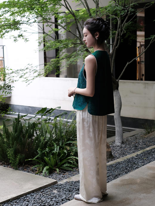 盛唐婧 |提花真丝缎双面穿对襟马甲-绿色 商品图13