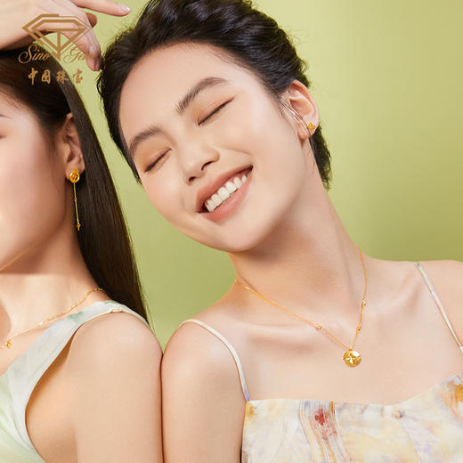 「追光」星愿黄金星月耳钉耳饰 商品图4