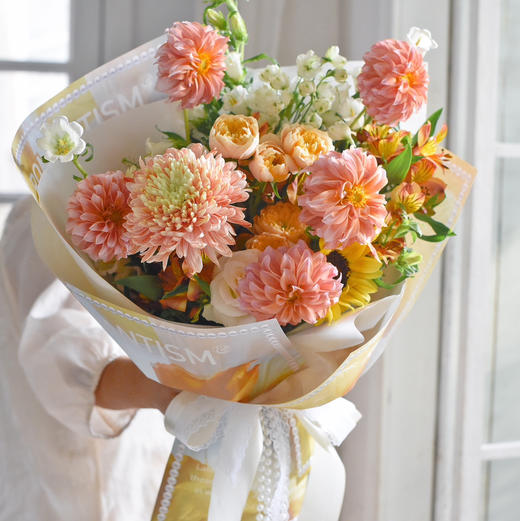 《春晖》奶油桃子花束 商品图8