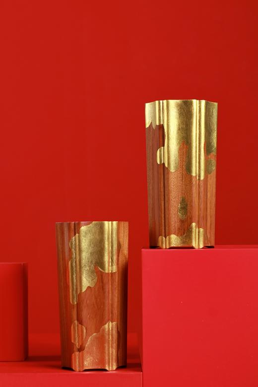 SDCC0074-1-1°非洲酸枝贴金薄葵口笔筒 商品图4