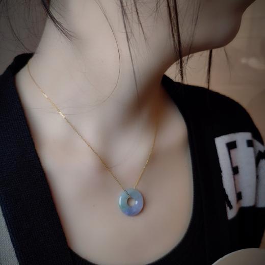 “春带彩”翡翠平安扣 商品图5