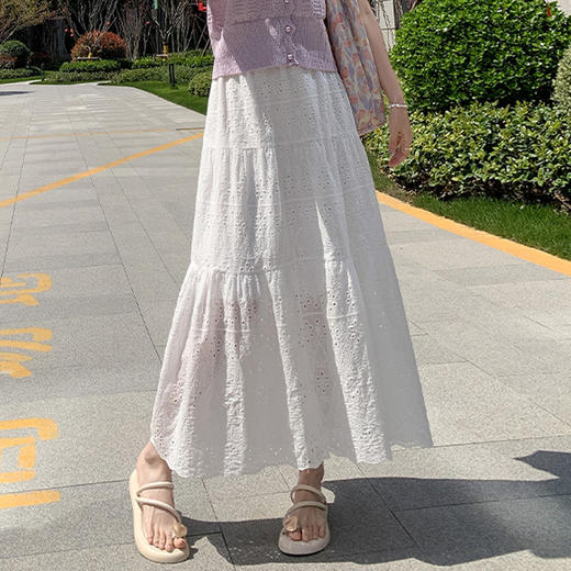 【好裙子不挑人！对腿型零要求】法式甜美三层蕾丝半身裙，蛋糕裙摆。镂空高腰显瘦，气质升华。垂顺有型，百搭易搭配。春夏必备，追求时尚的你，无法抵挡它的美丽诱惑! 商品图1