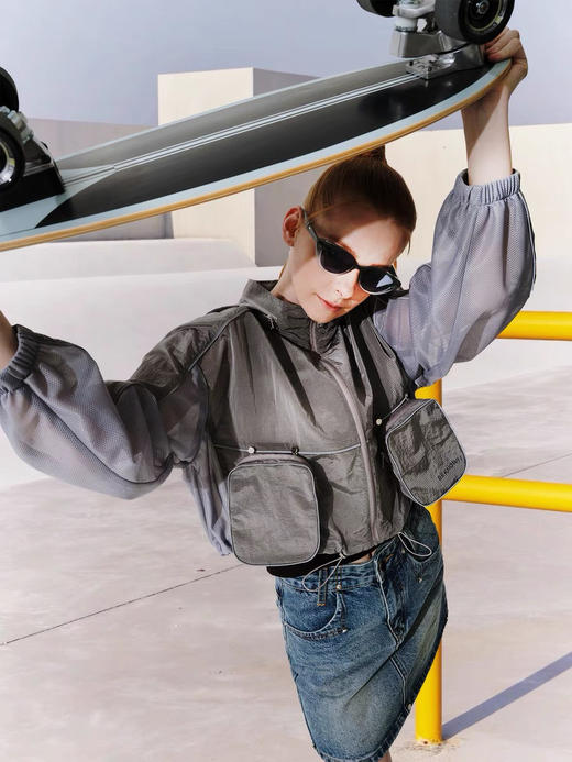 灰色口袋防晒外套 商品图3