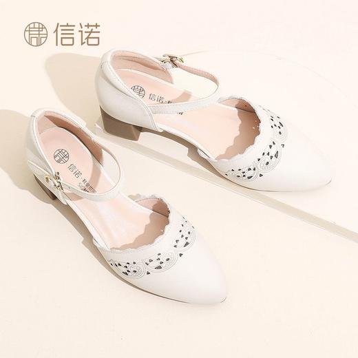 信诺 真皮包头凉鞋 2024新款夏季一字扣中空尖头中跟女粗跟妈妈鞋24C3113-026 商品图5