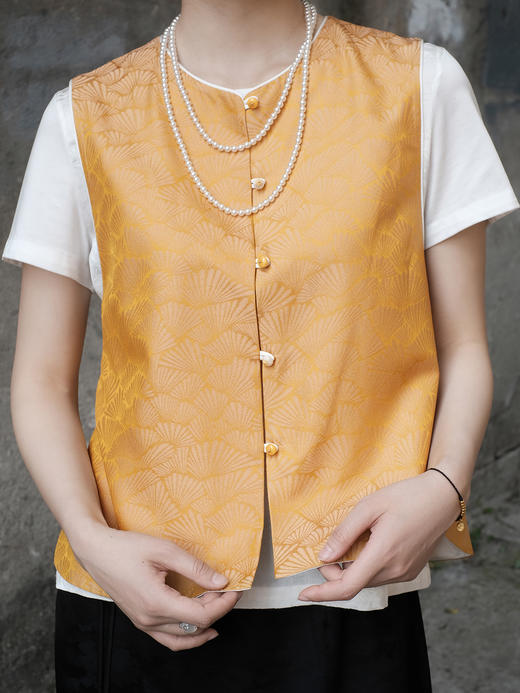 盛唐婧 |提花真丝缎双面穿对襟马甲-黄色 商品图6