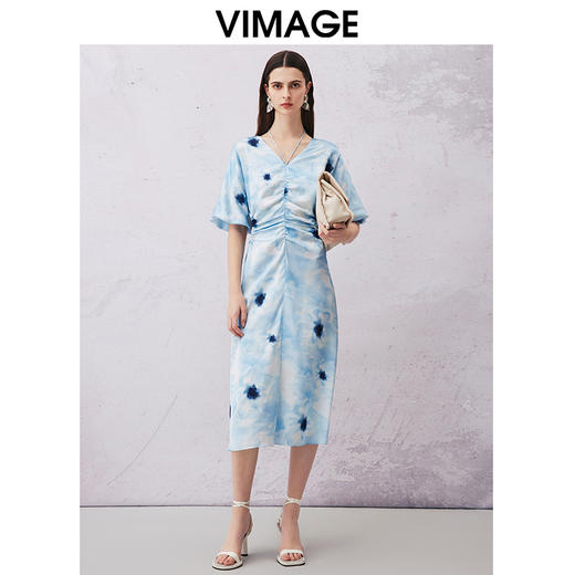 VIMAGE纬漫纪夏季新款时尚V领挂脖修身显瘦印花连衣裙V2107750 商品图0