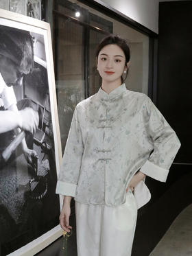 盛唐婧 |真丝宋锦喜鹊梅花立领对襟外套