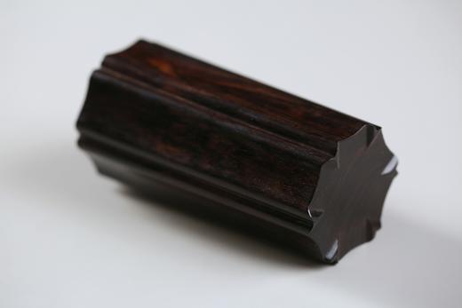 SDCC0074°非洲酸枝葵口笔筒 商品图4