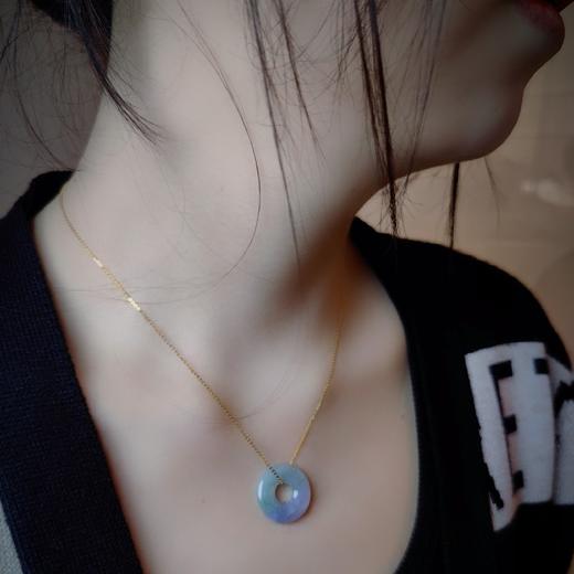 “春带彩”翡翠平安扣 商品图2