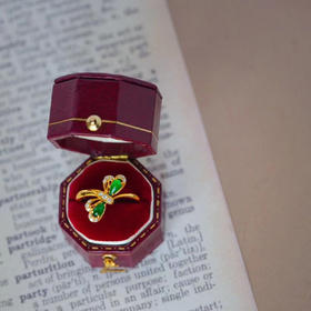 龢盒原创 停在指尖的蜻蜓戒指