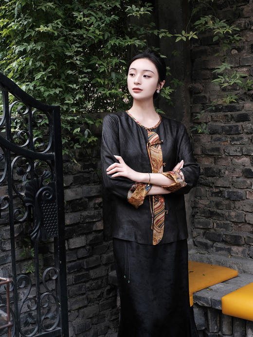 盛唐婧 |香云纱江涯海水纹两面穿外套 商品图10