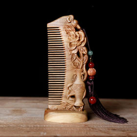 周广胜绿檀木梳子礼盒， 非遗手工雕绿【G】