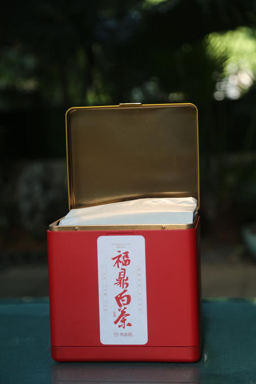 方而不割 「礼」想生活  |  携谁隐·2010福鼎白茶（方罐寿眉） 商品图1