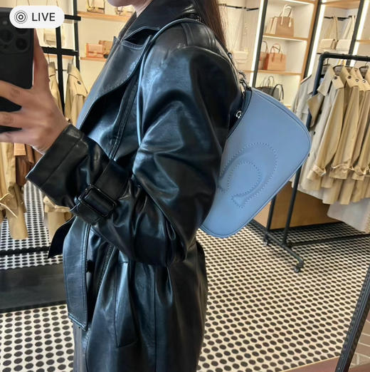 奶呼呼！Coach nolita19麻将包 浮雕logo 商品图4