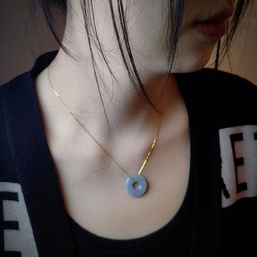 “春带彩”翡翠平安扣 商品图6