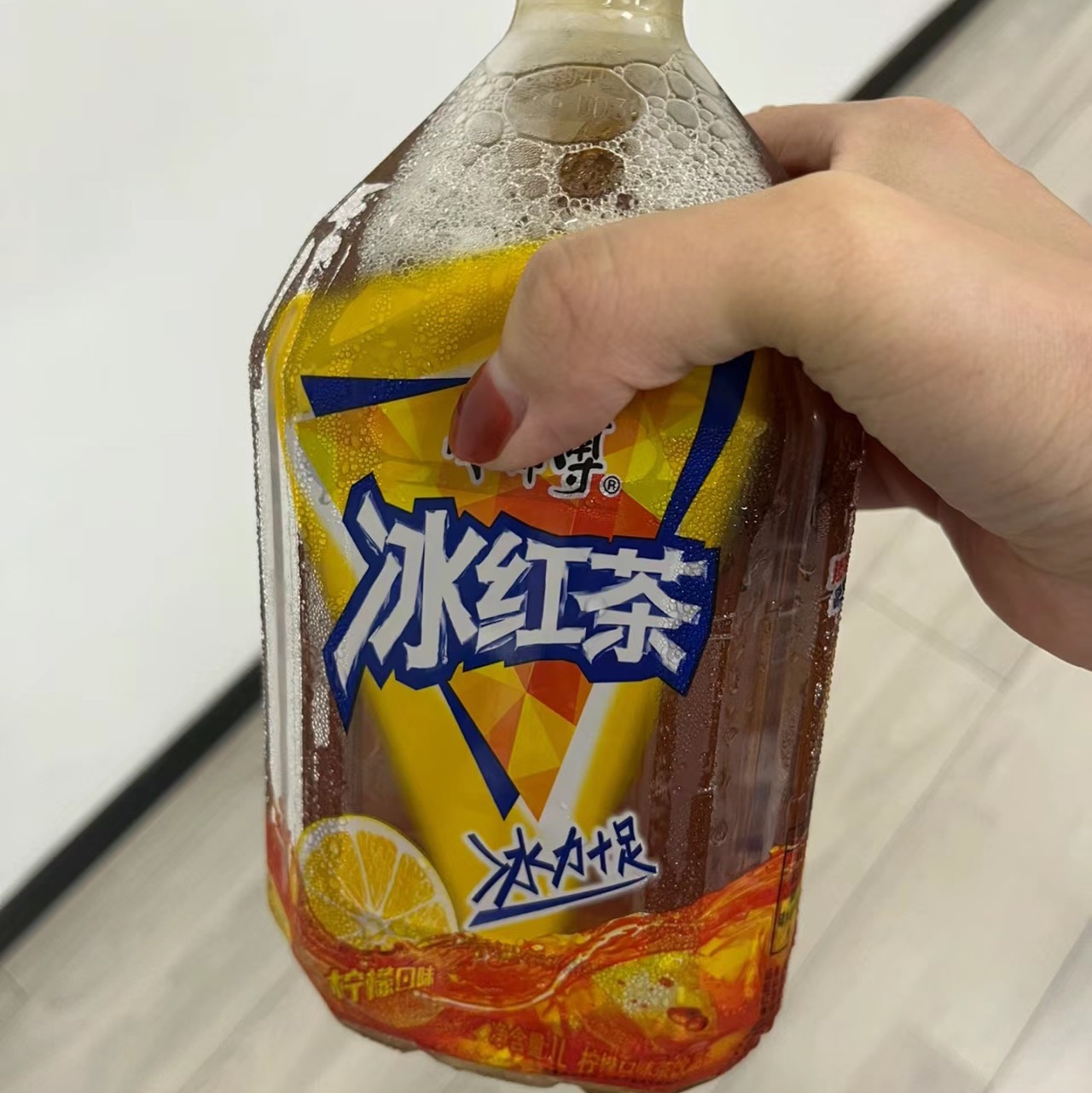 康师傅冰红茶（1L）