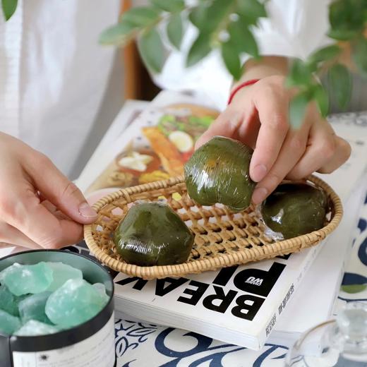 「4枚独立装！4款口味」阿婆家蛋黄肉松艾草青团 休闲网红零食品240g装 商品图3