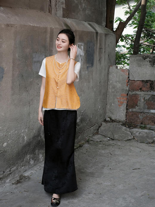 盛唐婧 |提花真丝缎双面穿对襟马甲-黄色 商品图11