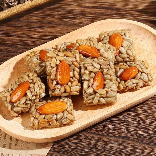 萌哈乐巴旦木坚果酥 商品图4