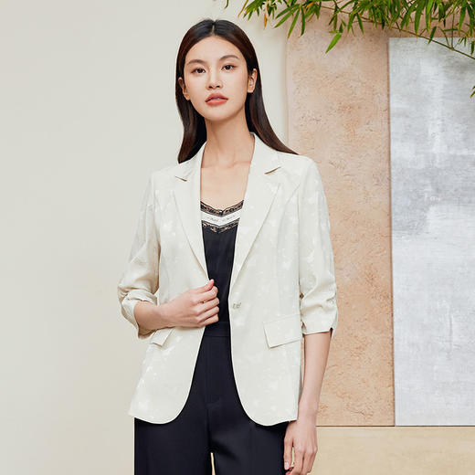 玳莎抽褶七分袖真丝西装女2024新款夏季桑蚕丝桑波缎蝴蝶提花外套  EB37201 商品图2