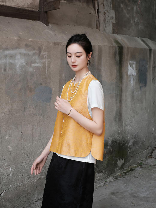 盛唐婧 |提花真丝缎双面穿对襟马甲-黄色 商品图8