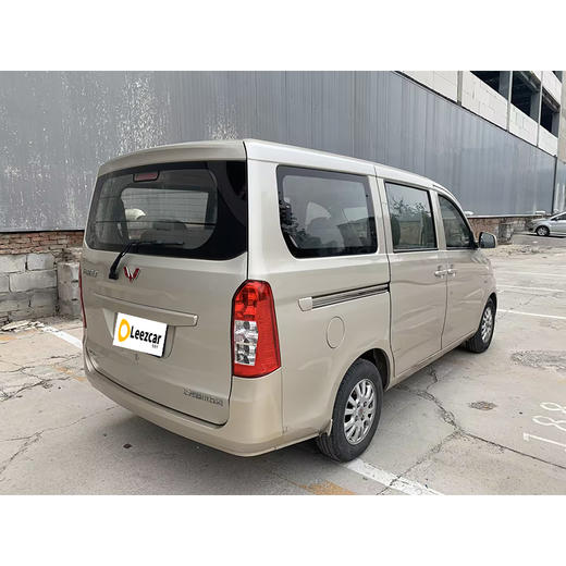 五菱 荣光V 1.5L 标准型【长租-北京】 商品图3