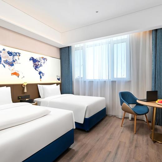 【巨划算】【旅居滨城】¥899起单人3晚大连凯里亚德酒店(万达广场店)旅居套餐，2人起订，可选5晚/7晚/10晚/15晚套餐，含接送，含正餐 商品图3