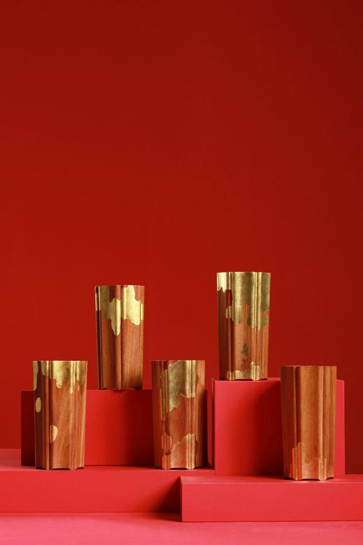 SDCC0074-1-1°非洲酸枝贴金薄葵口笔筒 商品图5