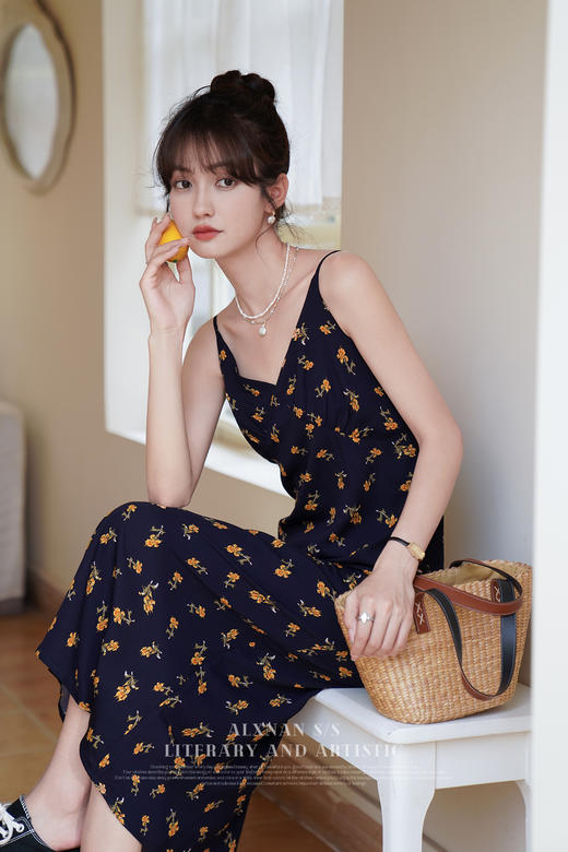 鹿向南《馥郁幽香》法式夏季碎花吊带裙女新款收腰裙子LXN29665 商品图5