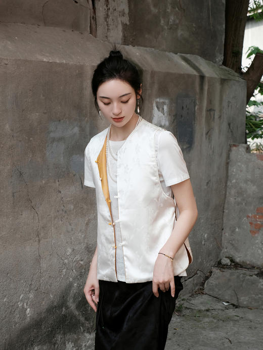 盛唐婧 |提花真丝缎双面穿对襟马甲-黄色 商品图2