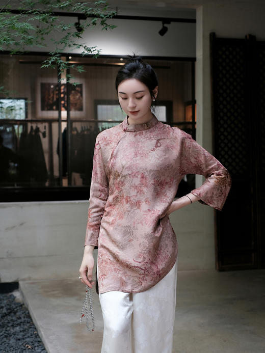 盛唐婧 |真丝提花异色罗长衫 商品图0