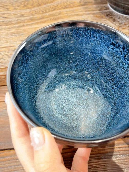 5件套💰89‼️久光在售❗️品牌直发❗️【游器物星汉灿烂/月洒清辉套装】 🔺礼盒包装发货🔺大碗+小碗+口杯+汤盘+小汤勺 ✅上等精致陶瓷✅圆型碟面，移动间浮动光影 ✅窑变工艺+十余道复杂工序 商品图2