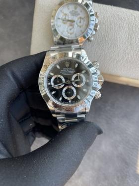 （科普文章）复刻手表一比一手表劳力士手表防水性能怎么样，能长时间泡在水里吗。