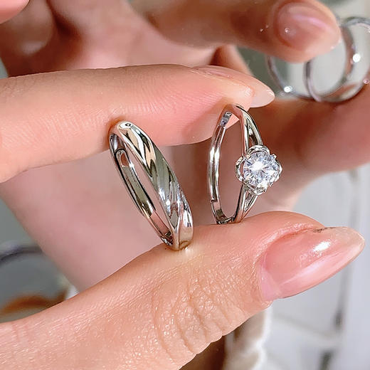 KADER卡蒂罗 四叶心动情侣对戒 925银轻奢时尚简约开口可调节一对 浪漫闪耀约会恋爱穿搭幸运配饰 女友礼盒520 商品图2