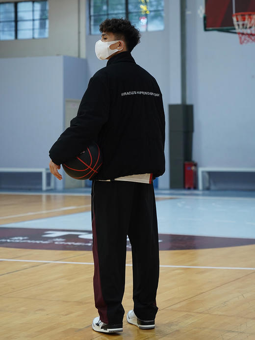 LUSHISI秋冬训练篮球跑步炽热拼接主题运动长裤薄拼色设计抽绳裤 商品图2