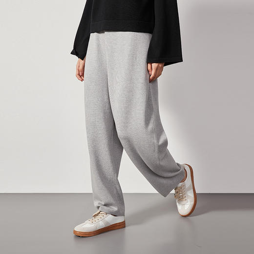 东黎 •  丝绒款女士春夏休闲时尚宽松休闲羊绒裤  4232 商品图4