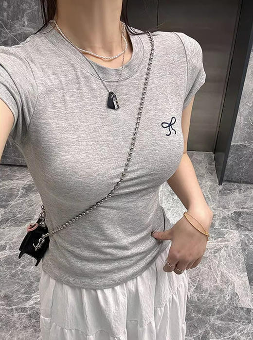 <曾小咸推荐>蝴蝶结刺绣短袖 商品图1