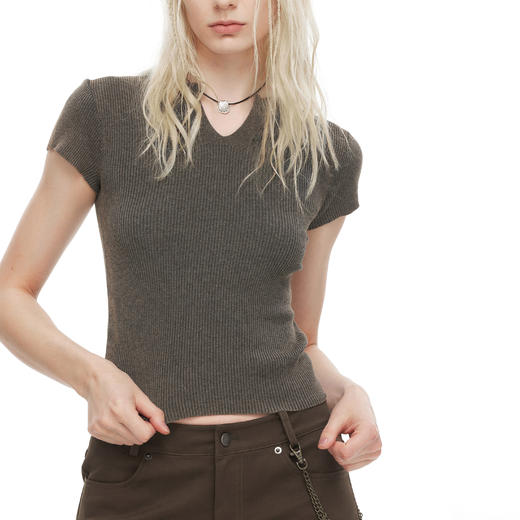 NUTH百搭修身V领显瘦正肩洗水做旧针织短袖T恤女 商品图3