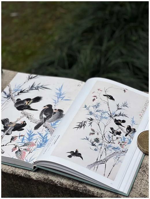 《陆抑非全集》（全五册），陆抑非著，郎绍君编，精装，8开，全5册，1564页，净重19公斤，浙江人民美术出版社版次2024年3月1版1印。定价6800，售价4800元。 商品图4