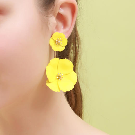 social talen桑蕾 设计师首饰 多巴胺色彩耳饰大小太阳花耳钉可拆卸设计 时尚休闲藤编耳环合集【该商品不支持用券】 商品图8